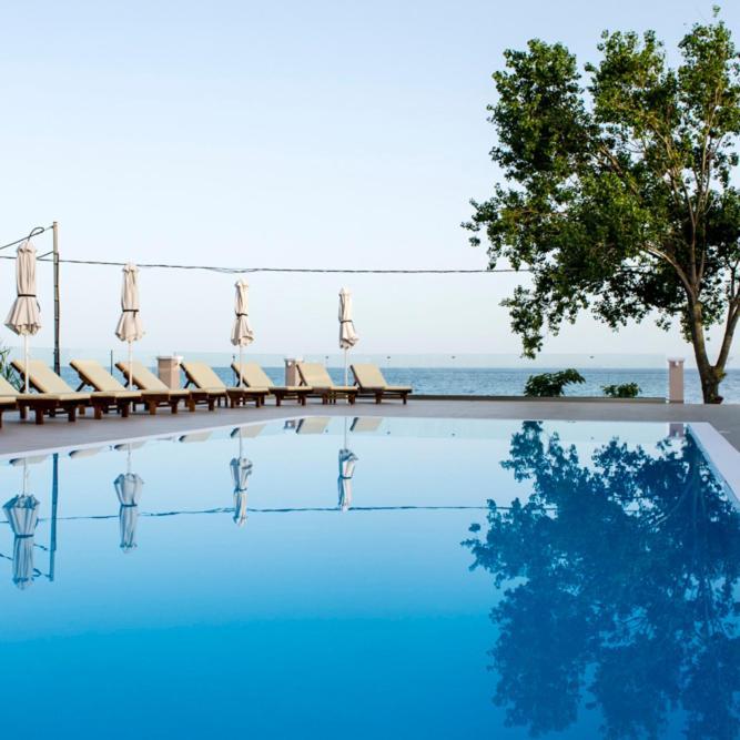 Вилла Sea And Creek Кателиос Экстерьер фото
